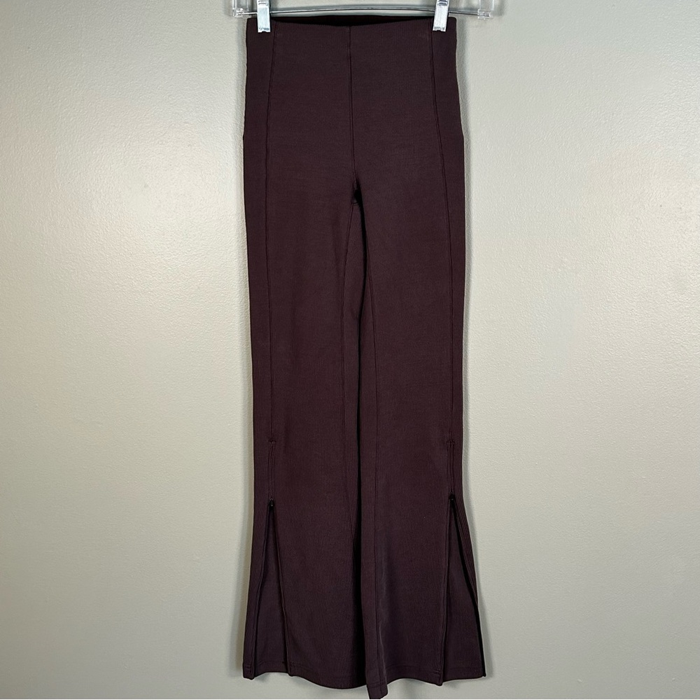 Lululemon brushed softstreme rib zip pants size 0 31”